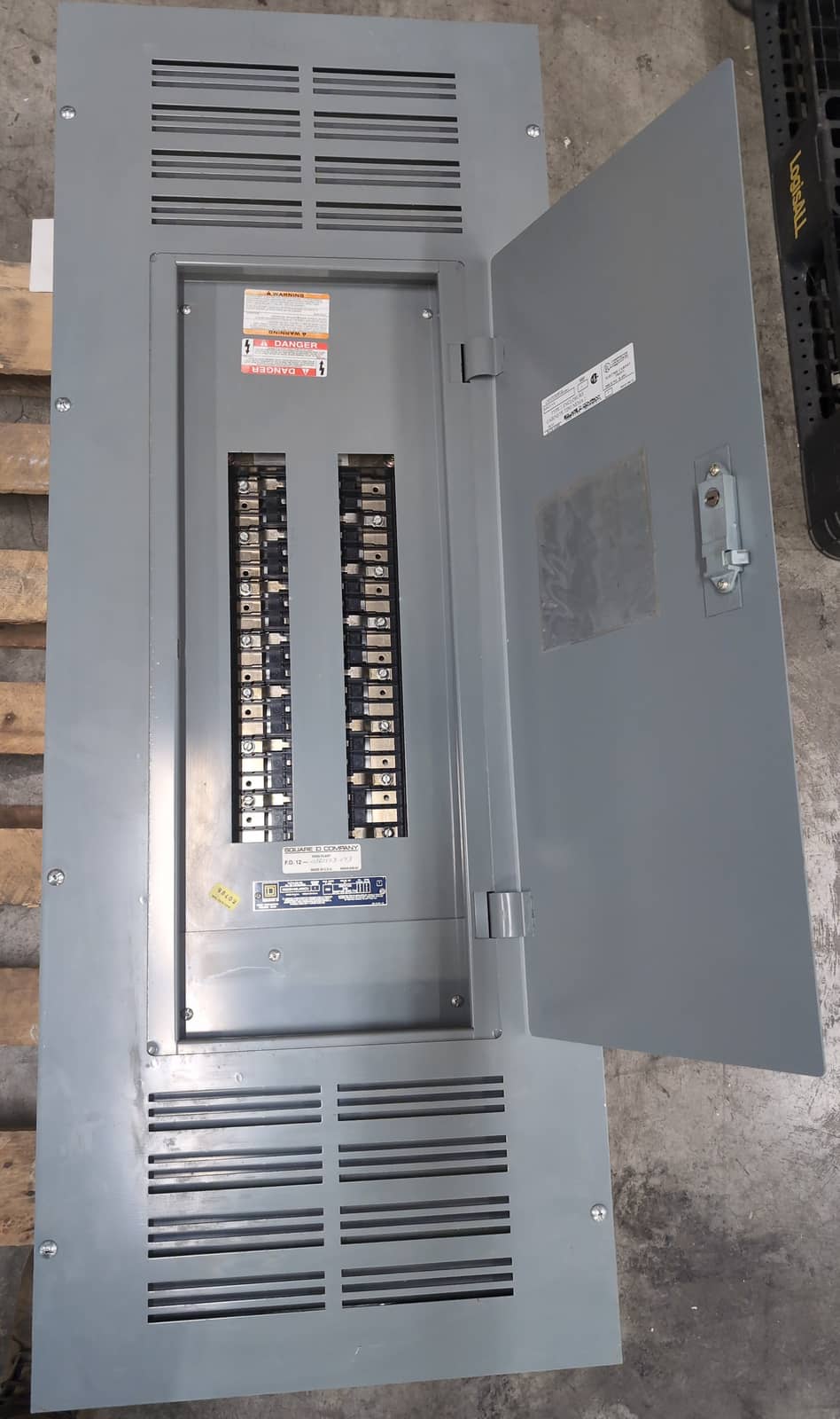Square NQOD442L400CU Panel — image 1 of 12