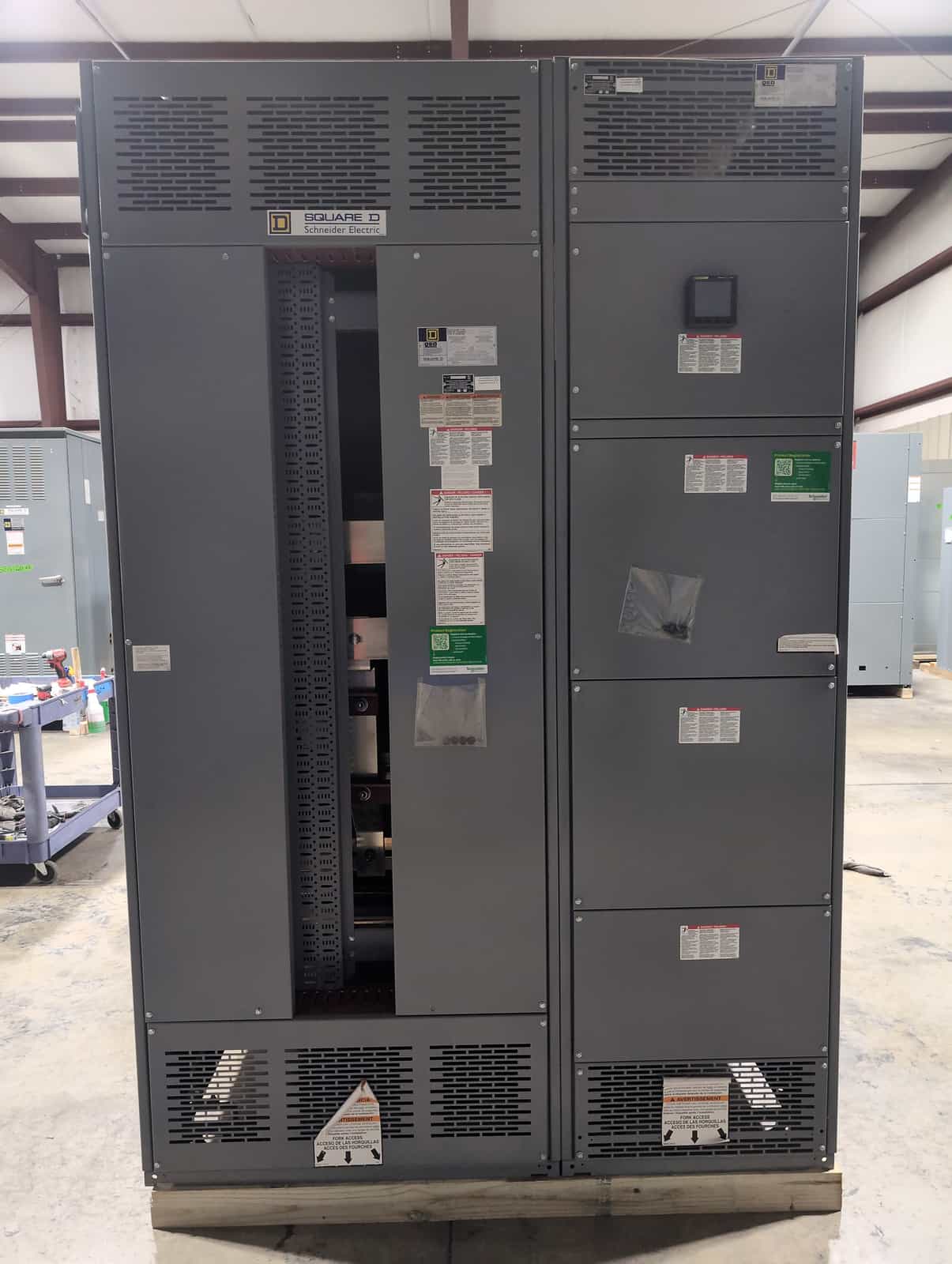Square D QED Switchboard — image 1 of 12