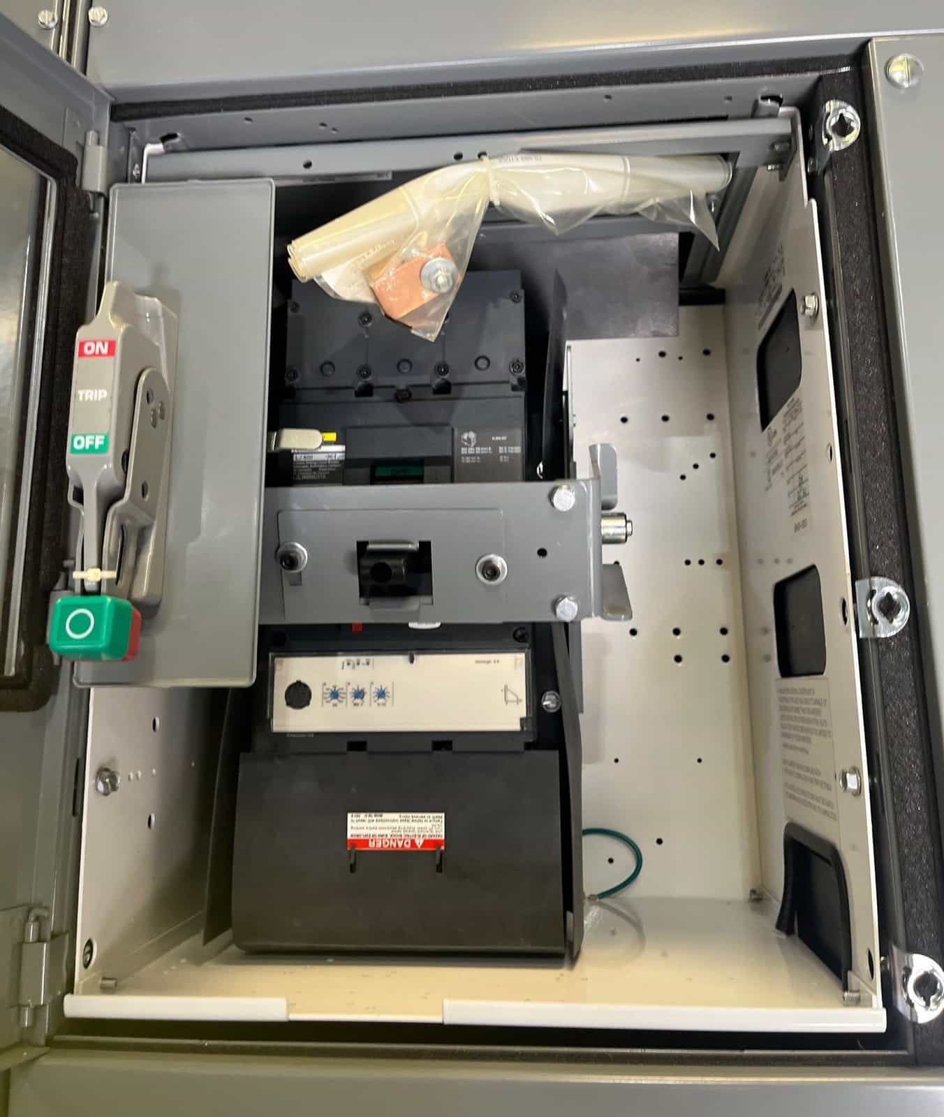 Square D Model 6 MCC Bucket — image 1 of 4