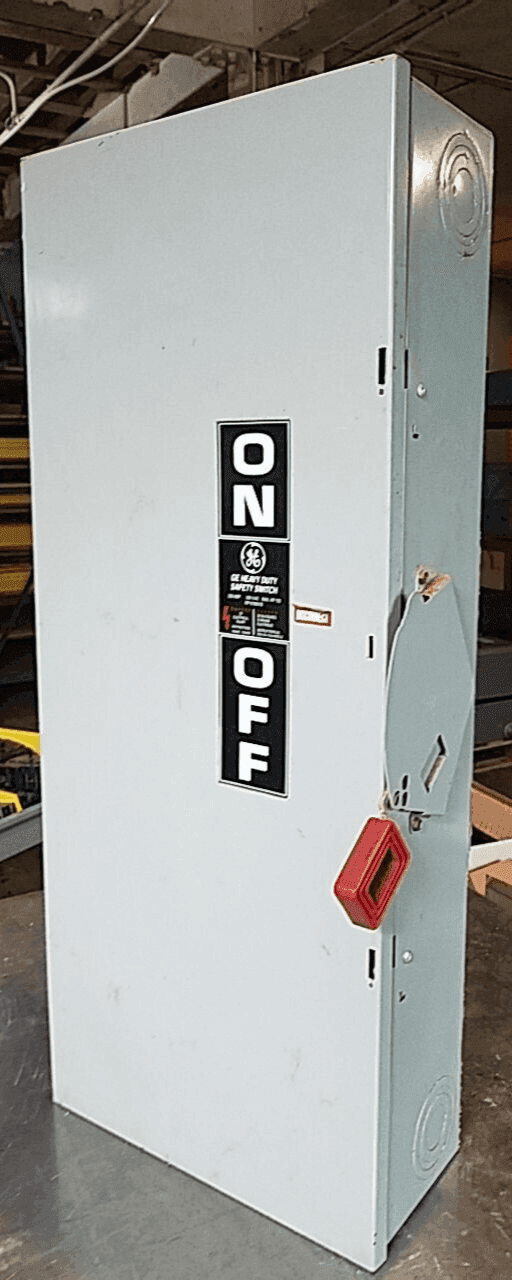 General Electric TH3364 Fusible Safety Disconnect Switch 200A 3P 600V NEMA 1
