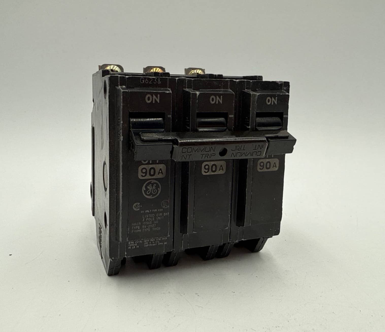 GE THQB32090 Circuit Breaker — image 1 of 7