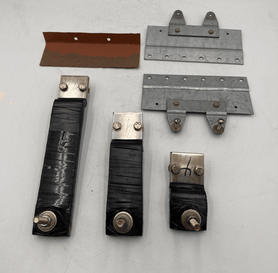 GE TKM12K Circuit Breaker Mounting Hardware Strap Kit 1200A AV-1 AV-2 CCB Panel