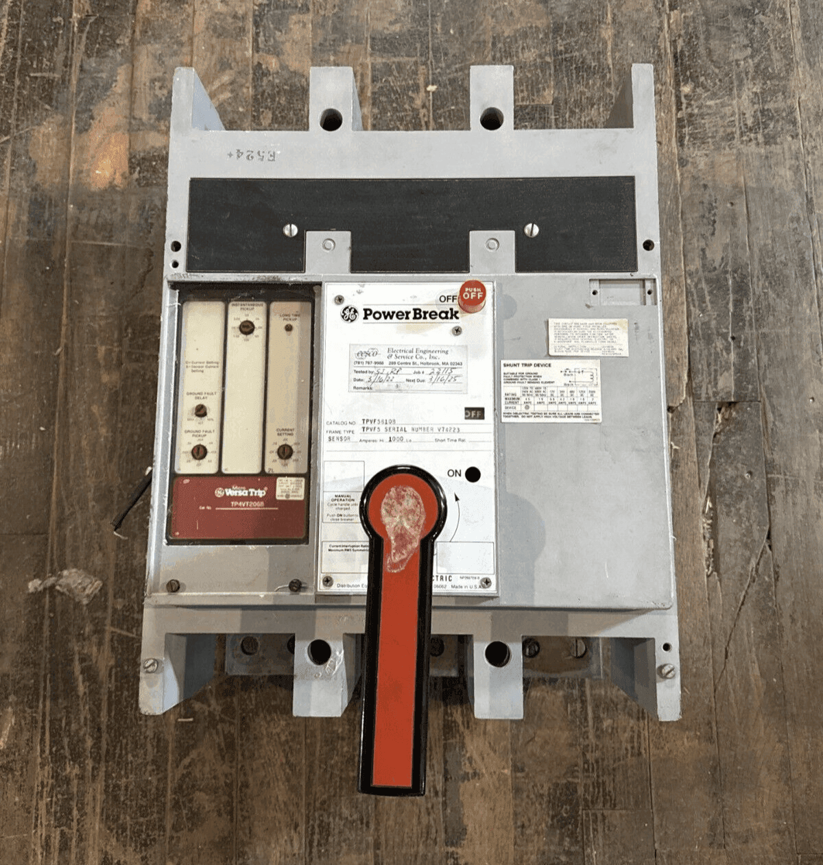 GE TPVF5610B Circuit Breaker — image 1 of 8