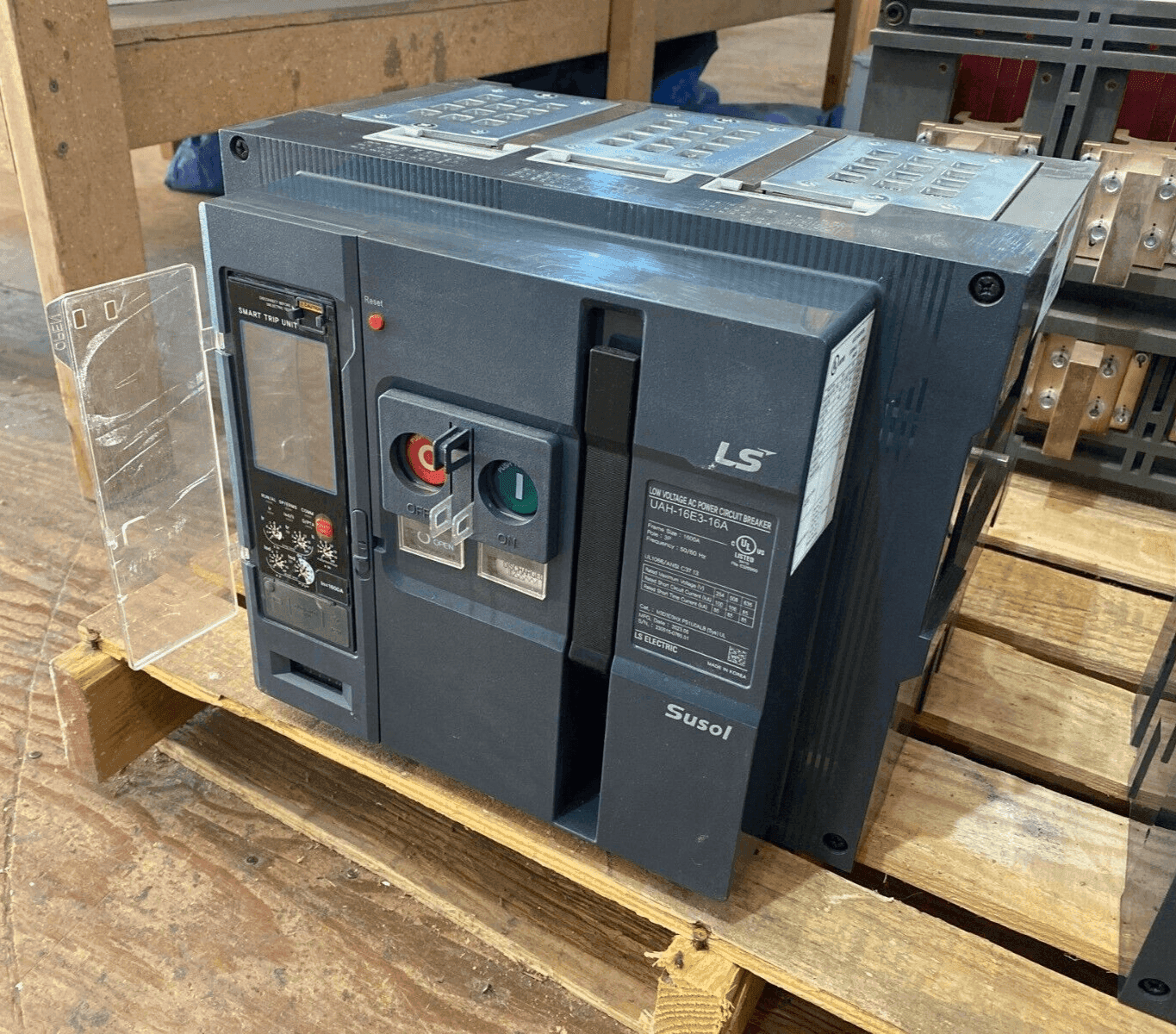 LS Electric UAH-16E3-16A Circuit Breaker 1600A 3P 635V 3PH UAH 1600 Amp