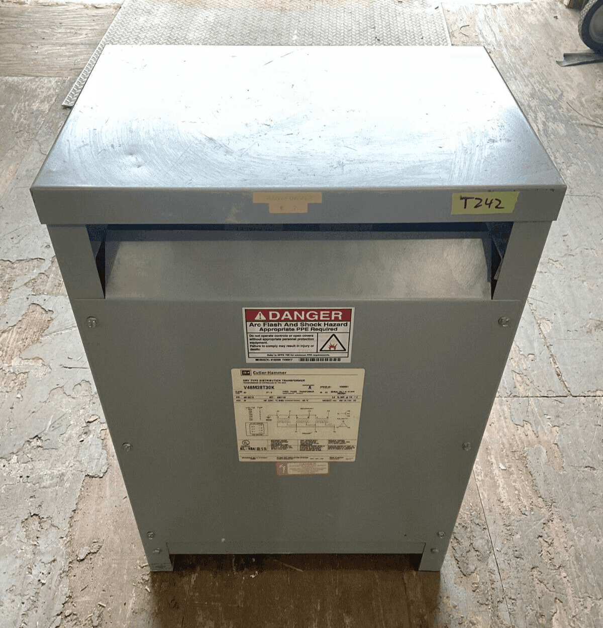 Cutler-Hammer V48M28T30K Dry Type Transformers — image 1 of 7