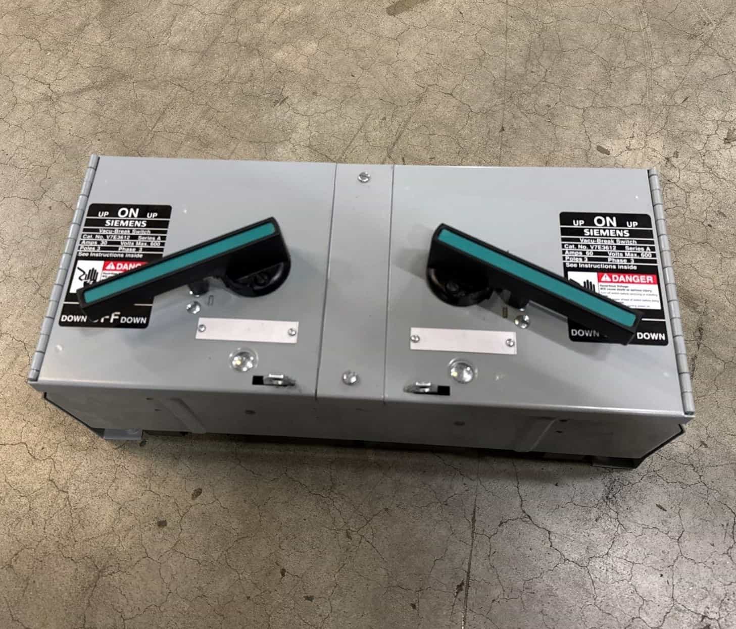 Siemens V7E3612 Load Switches — image 1 of 4