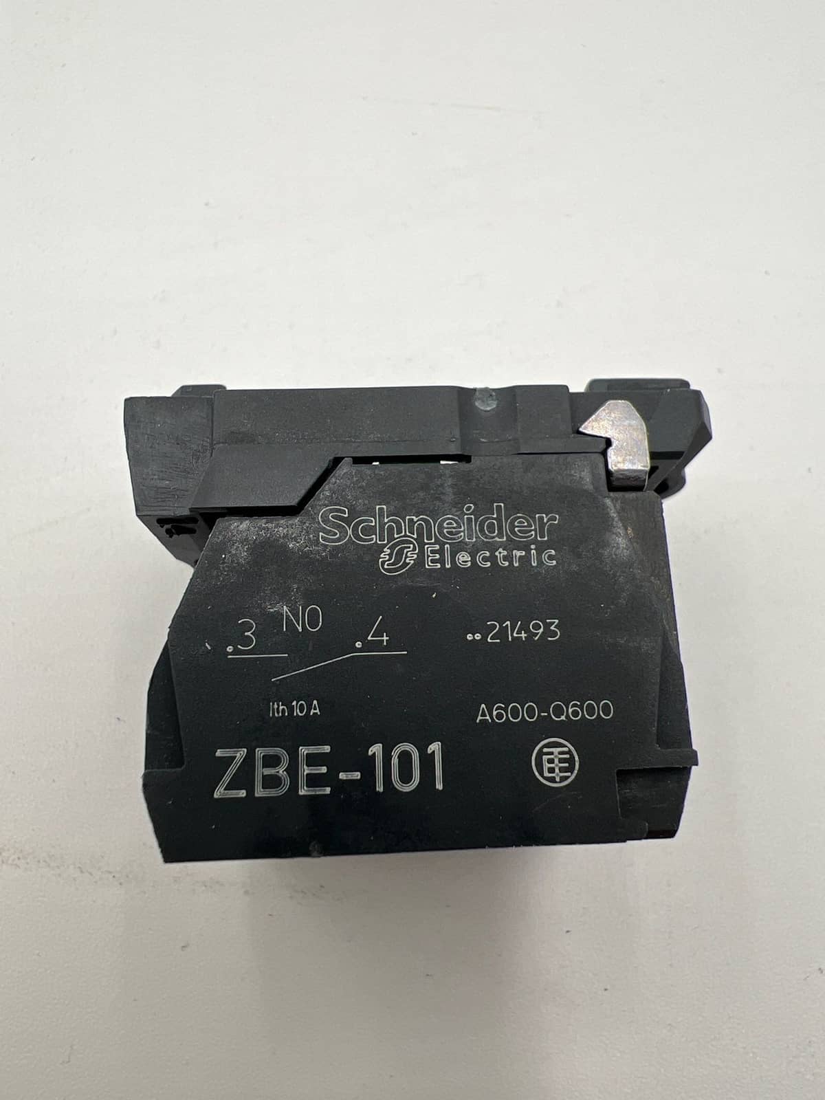 Square D ZB5AW065 Accessory — image 1 of 3