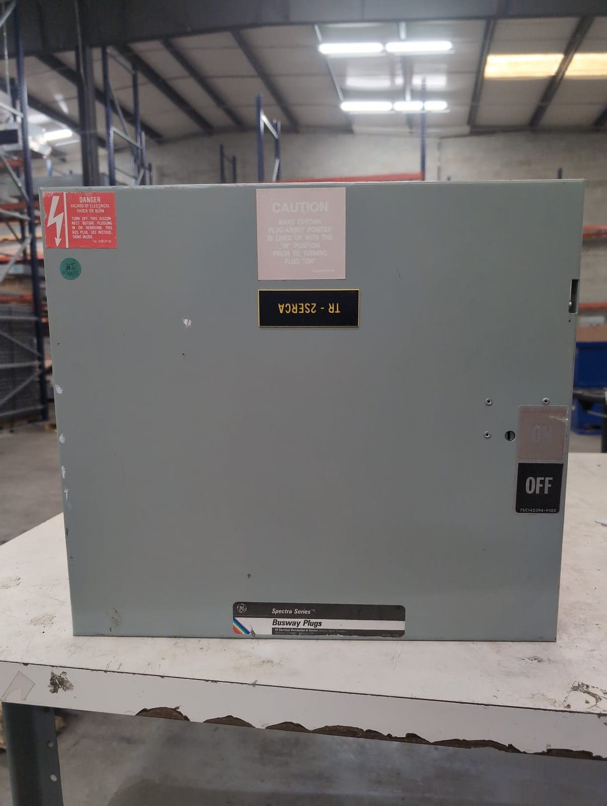 GE SB365RGR Bus Plug — image 1 of 7