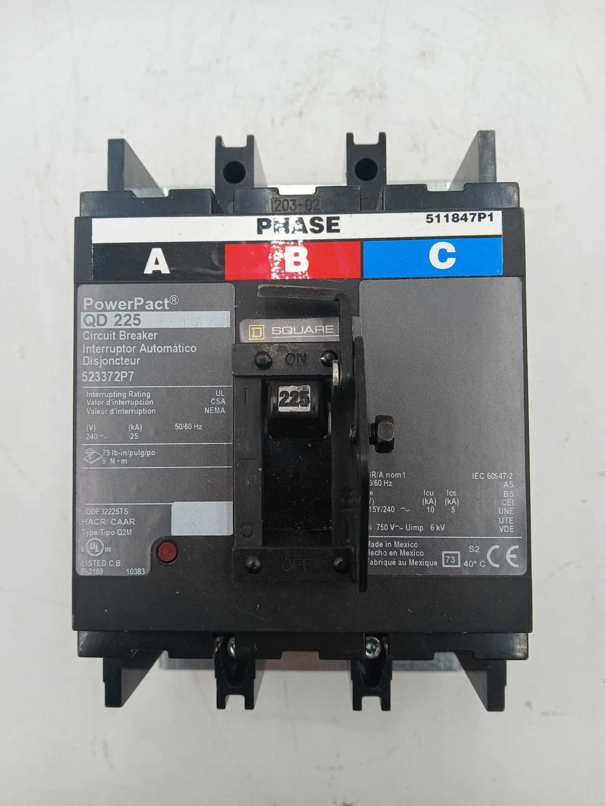 Square D QDF32225TS Circuit Breaker — image 1 of 6