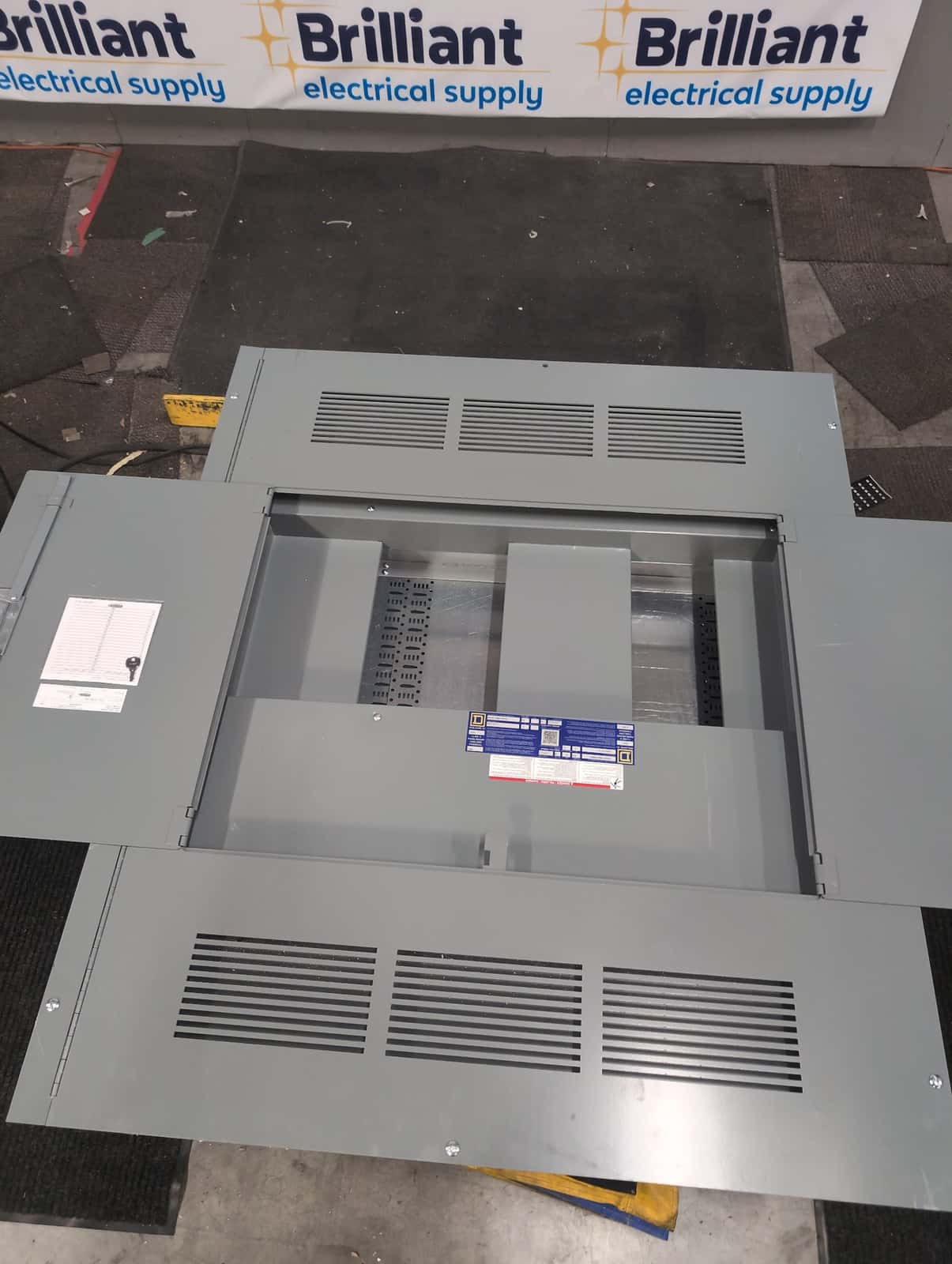 Square D 44439116640130001 Panel — image 1 of 12